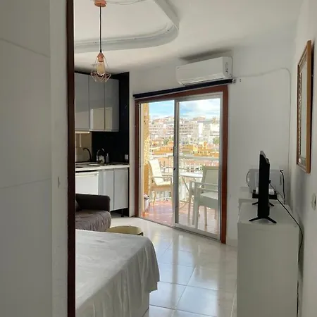 Calle Manuel Mena 4 Appartement *
