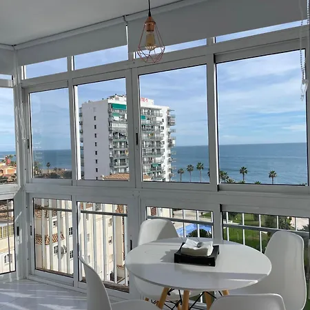 Calle Manuel Mena 4 Appartement *