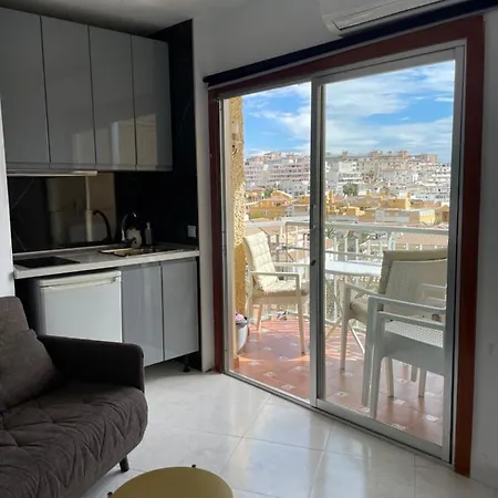 Calle Manuel Mena 4 Apartment