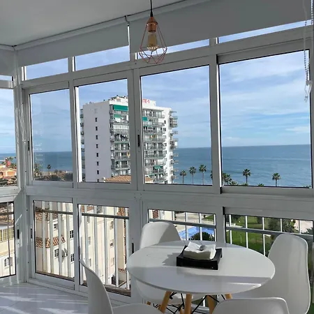 Calle Manuel Mena 4 Apartment *